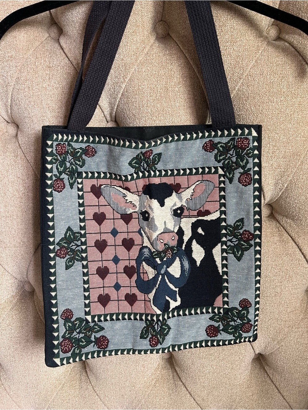 ♦️ Vintage farmhouse cow embroidery tote bag